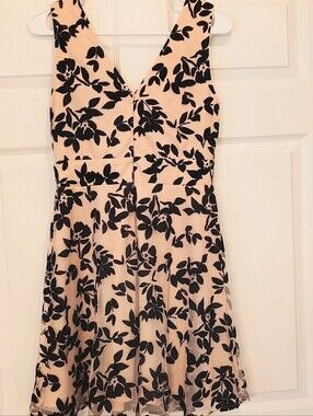 Altar'd State Beige and Black Floral V-Neck Mini Dress. Size Medium